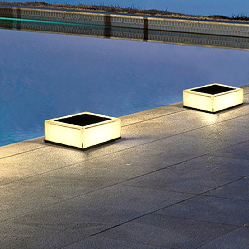 Modern Simple Plastic Pillar Lamp Geometry Shape Pillar Light for Outdoor