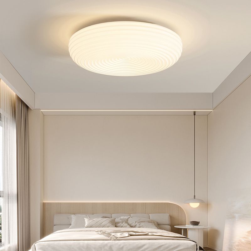 Modern Metal LED Flush Mount Circle Shape Ceiling Light with Plastic Shade for Living Room