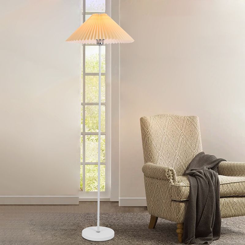 Conical Floor Light Nordic Style Fabric Floor Lamp for Living Room