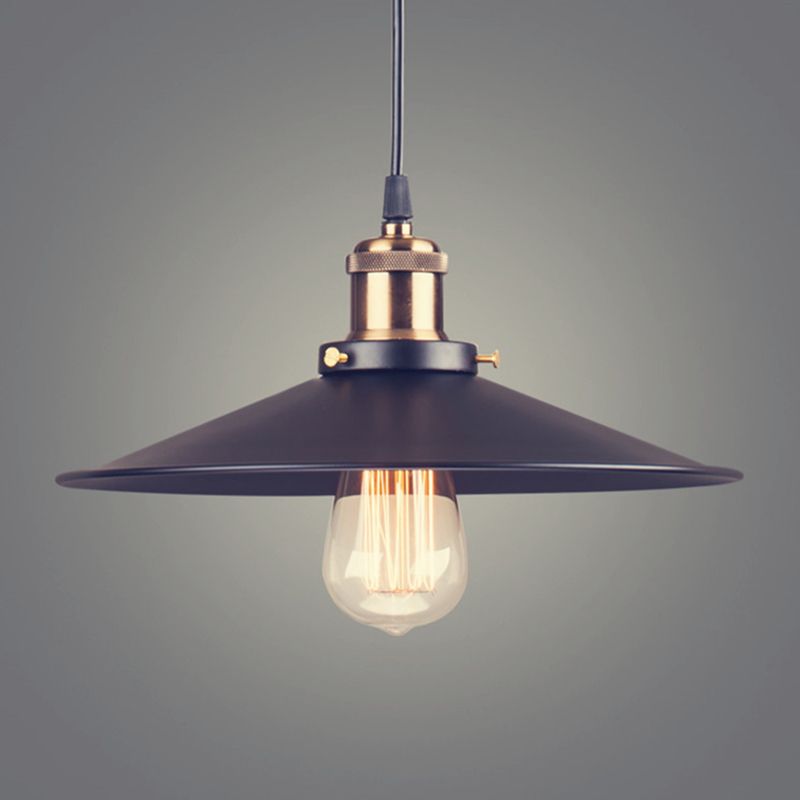 Black Saucer Shade Pendant Light Retro Metal Single Bulb Hanging Lamp for Bedroom