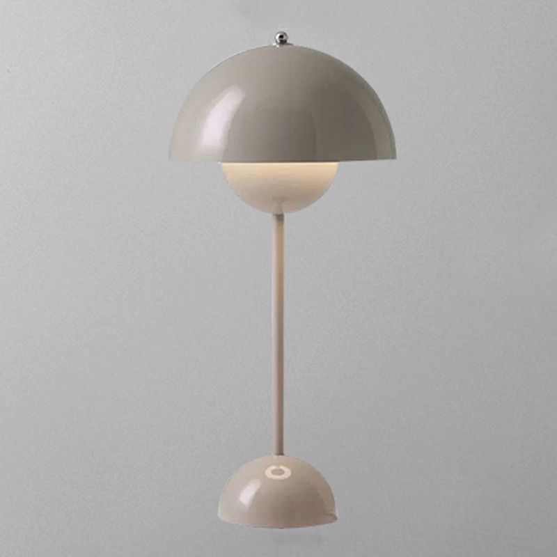 Dome Table Lamp in Modern Creative Style Metal Single Light Table Lamp for Bedroom