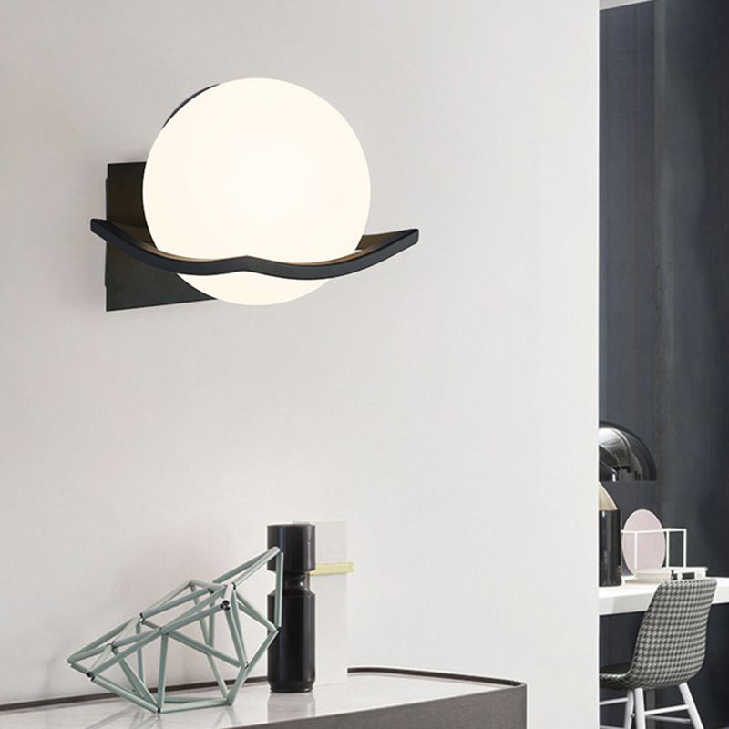 Modern Simple 1-Light Vanity Lamp Ball Shape Vanity Light for Shower Room