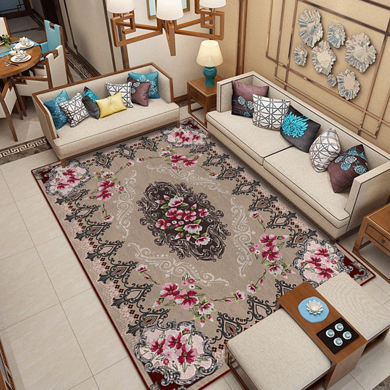 Nostalgia Floral Printed Rug Multi Colored Synthetics Indoor Rug Anti-Slip Backing Pet Friendly Carpet