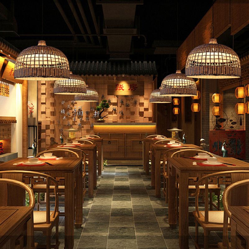 Plafond en dôme brun Light Light Rustic Woven Rattan 1-Light Pendant Lamp For Cafe Restaurant