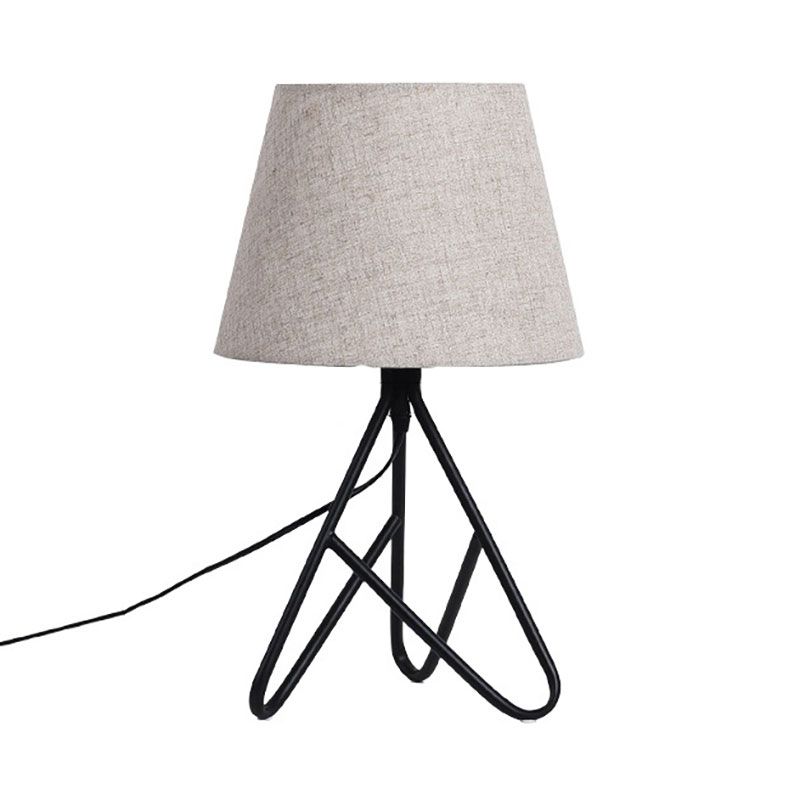 Contemporary Tapered Task Lighting Fabric 1 Light Reading Book Light in White/Black for Bedside