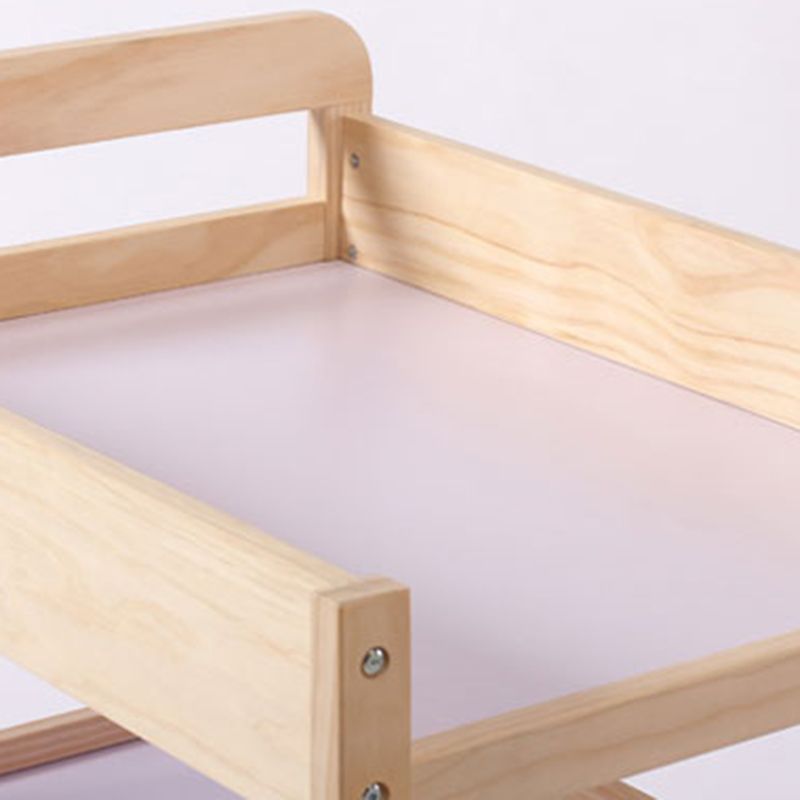 Modern Wooden Baby Changing Table Flat Top Changing Table With 4 Wheels