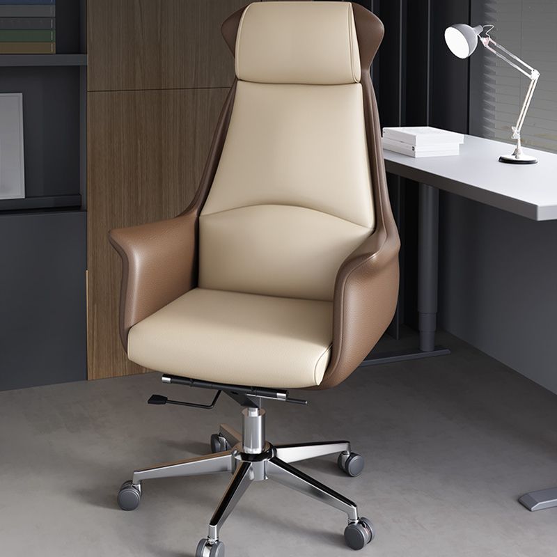 Modern Arms Included Chair with Wheels High-Back Leather Desk Chair in Black/Brown