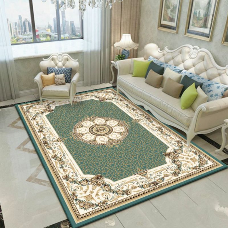 Beige Retro Carpet Polyester Graphic Carpet Non-Slip Backing Carpet for Living Room