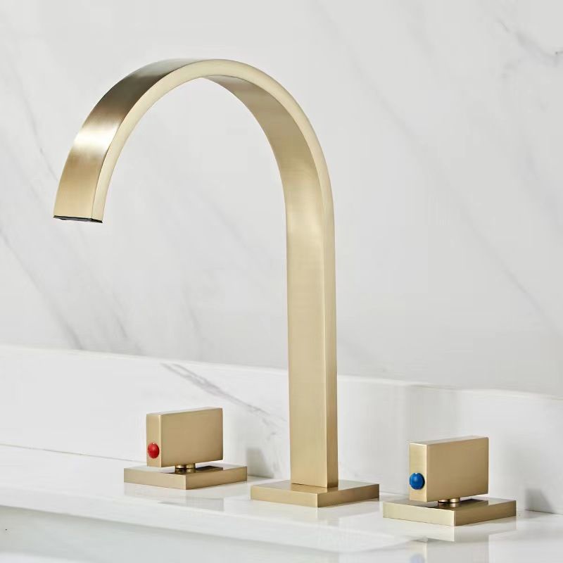 Modern Style Faucet Widespread Faucets with Double Cross Handles