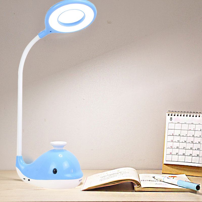 Draagbaar mooie blauw bureaulicht met walvis 1 kop leeslicht met USB -oplaadhaven voor slaapzaal