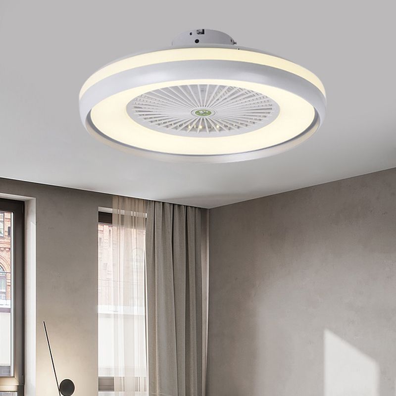 Chambre à coucher ronde semi-luminaire luminaire contemporain acrylique gris / café foncé / champagne 23,5 "de large LED suspendu la lampe à fans, 5 lames