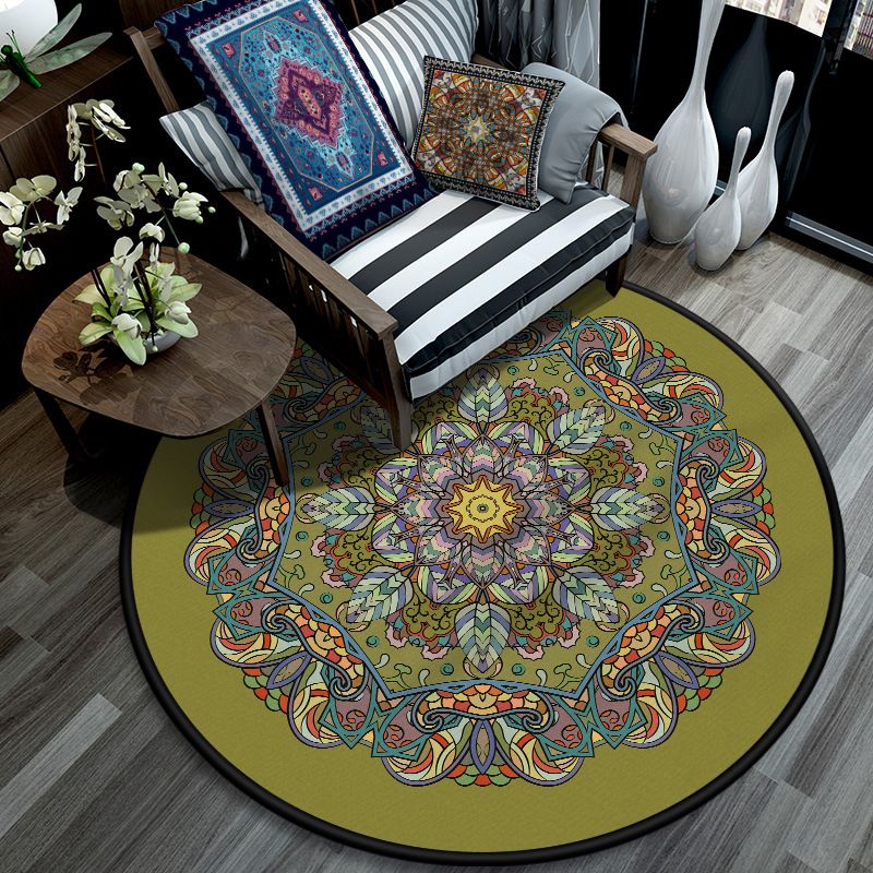 Retro Mandala Indoor Rug Dark Color Moroccan Carpet Polypropylene Non-Slip Pet Friendly Washable Rug for Sitting Room