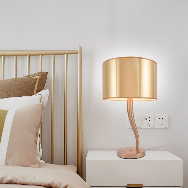 1 Bulb Cylindrical Task Lighting Modern Fabric Reading Book Light in Gold for Bedside