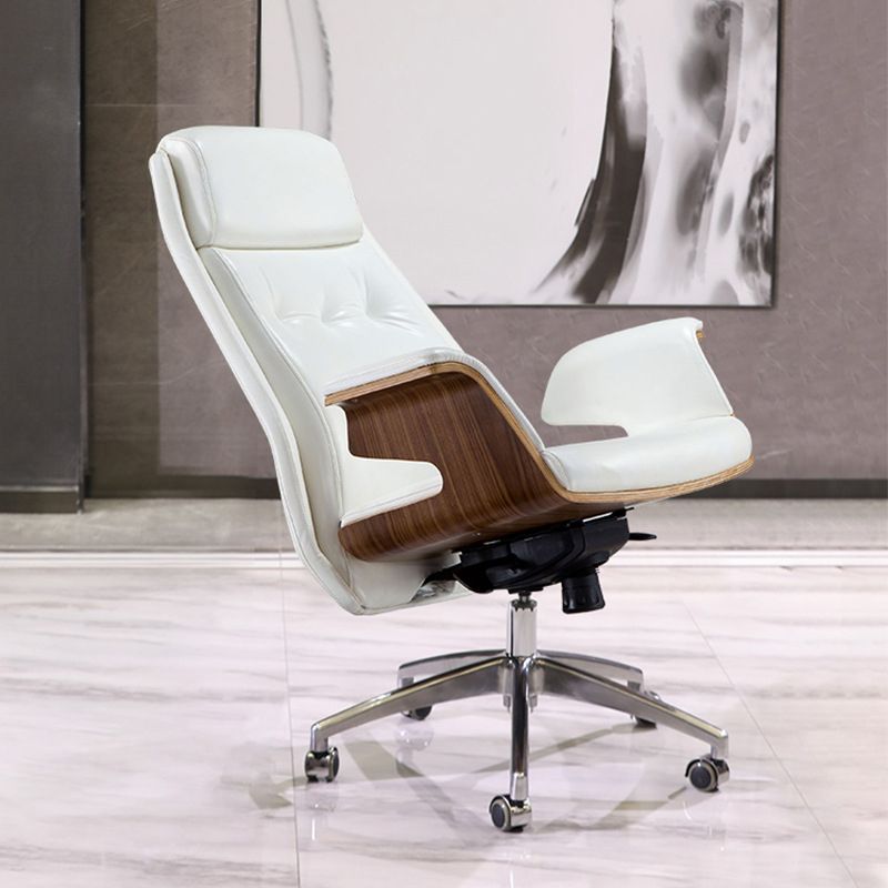 27" Wide Contemporary Managers Chair Tufted Leather Executive Chair