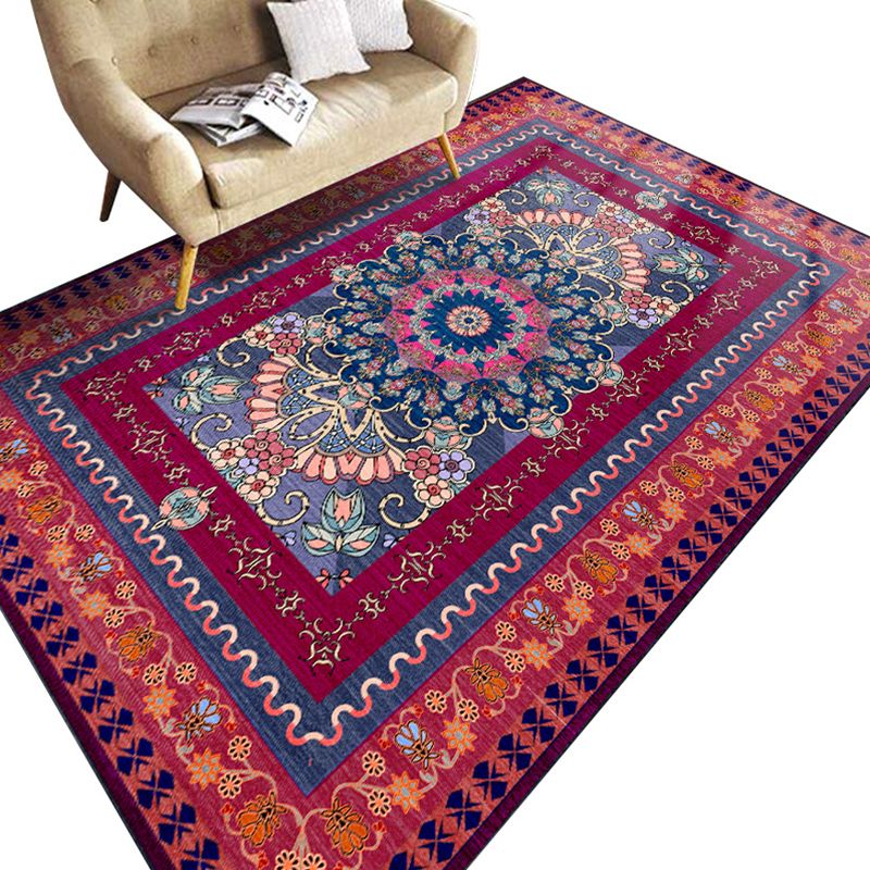 Multicolored Geometric Pattern Rug Polypropylene Retro Area Carpet Anti-Slip Backing Pet Friendly Rug for Home