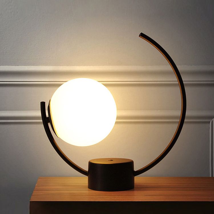 Nordic Style Curve Table Lighting Metallic 1 Head Bedroom Night Stand Lamp