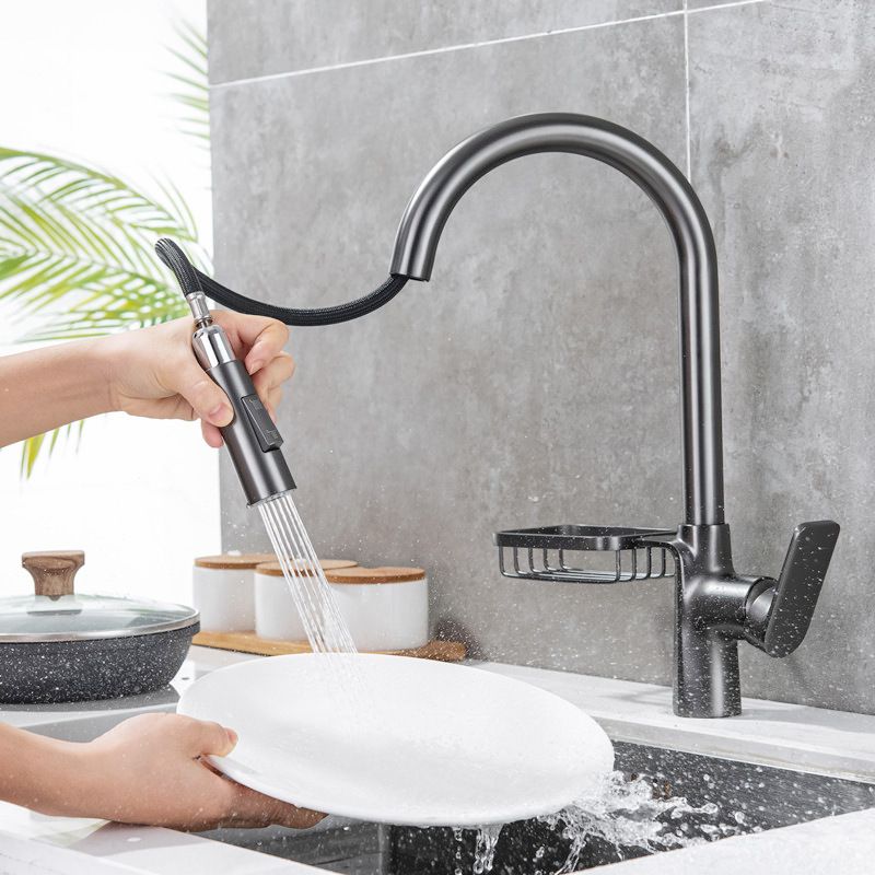 Modern Pull down Standard Kitchen Faucet Single Handle Faucet with Pull out Sprayer