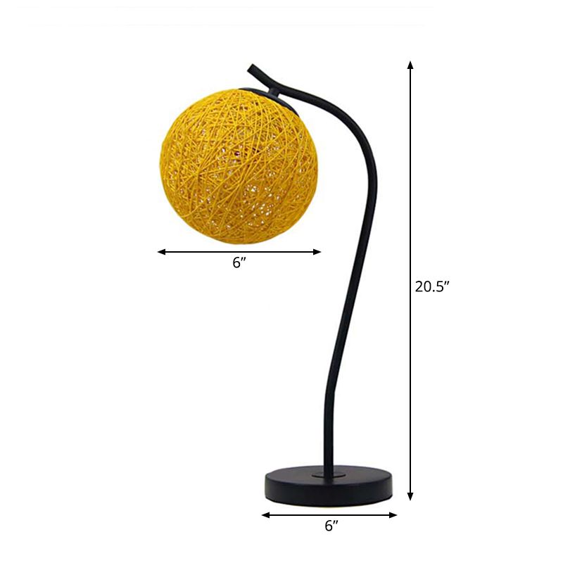 Yellow/Ivory Handmade Table Lamp Countryside Style 1-Light Rattan Table Lamp with Ball Shade for Bedroom