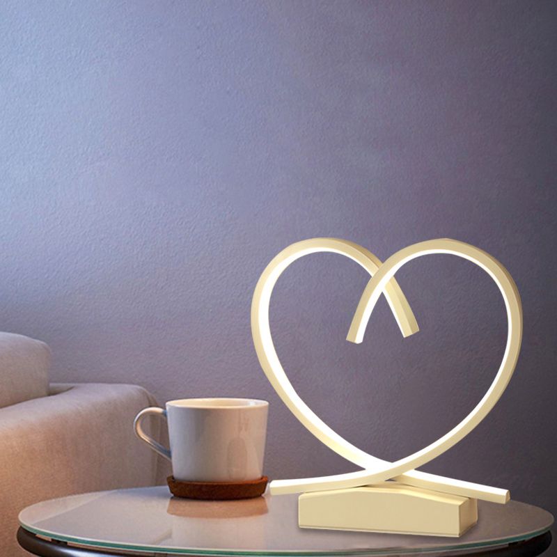 Loving Heart Wooden Night Table Light Simplicity Black/White/Wood LED Desk Lighting for Sleeping Room