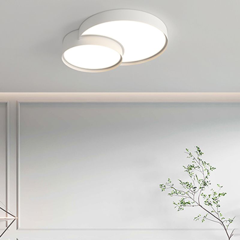 Modern Metal Flush Mount LED Circle Shape Ceiling Light with Acrylic Shade for Living Room