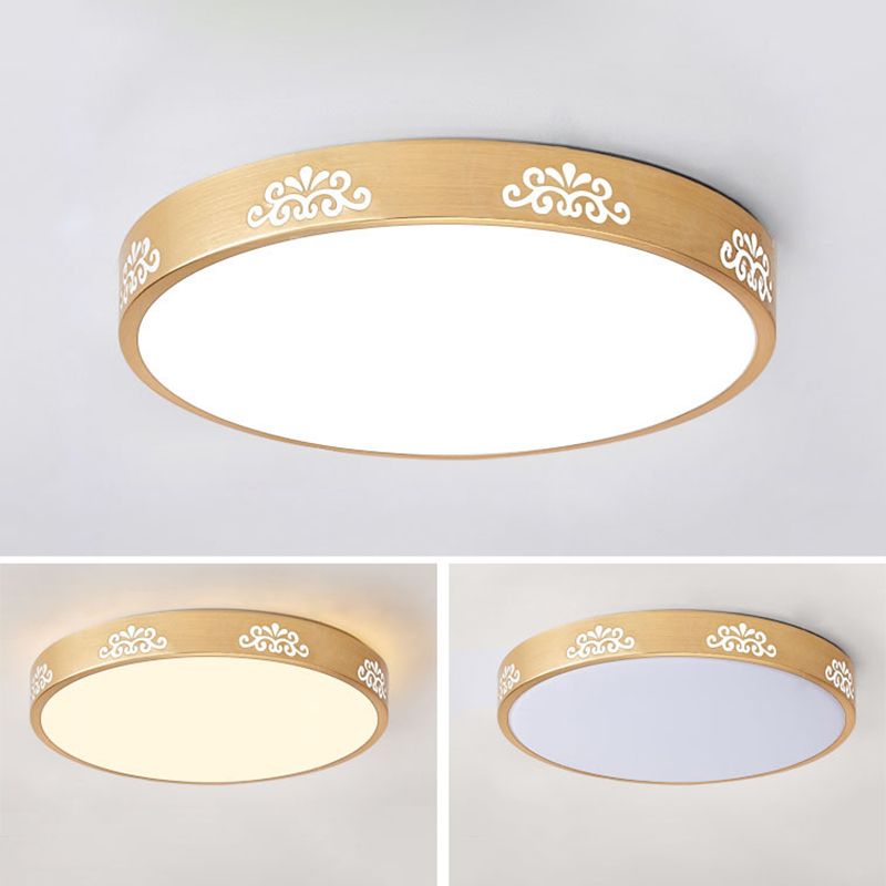 Round Living Room Flush Mount Light Fixture Metal LED Modern Flush Ceiling Light Fixture in Gold