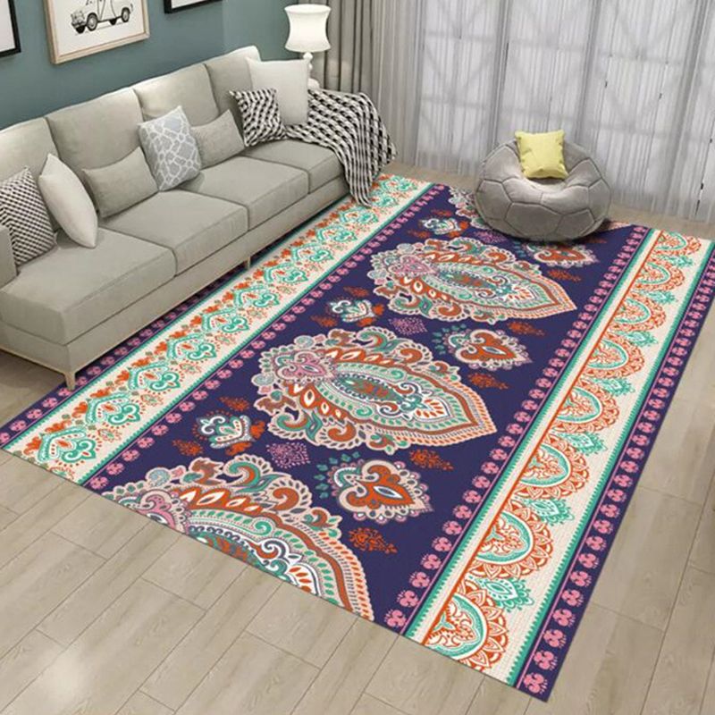 Light Orange Retro Carpet Polyester Graphic Carpet Washable Carpet for Living Room