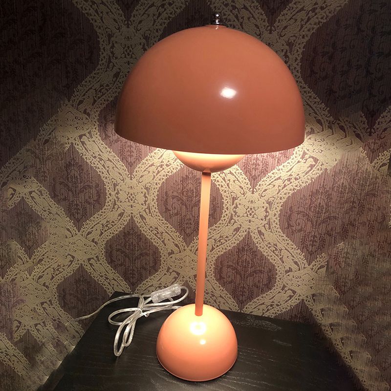 Modern Nordic Table Lamp 1-Light Dome Metal Table Light for Study Room