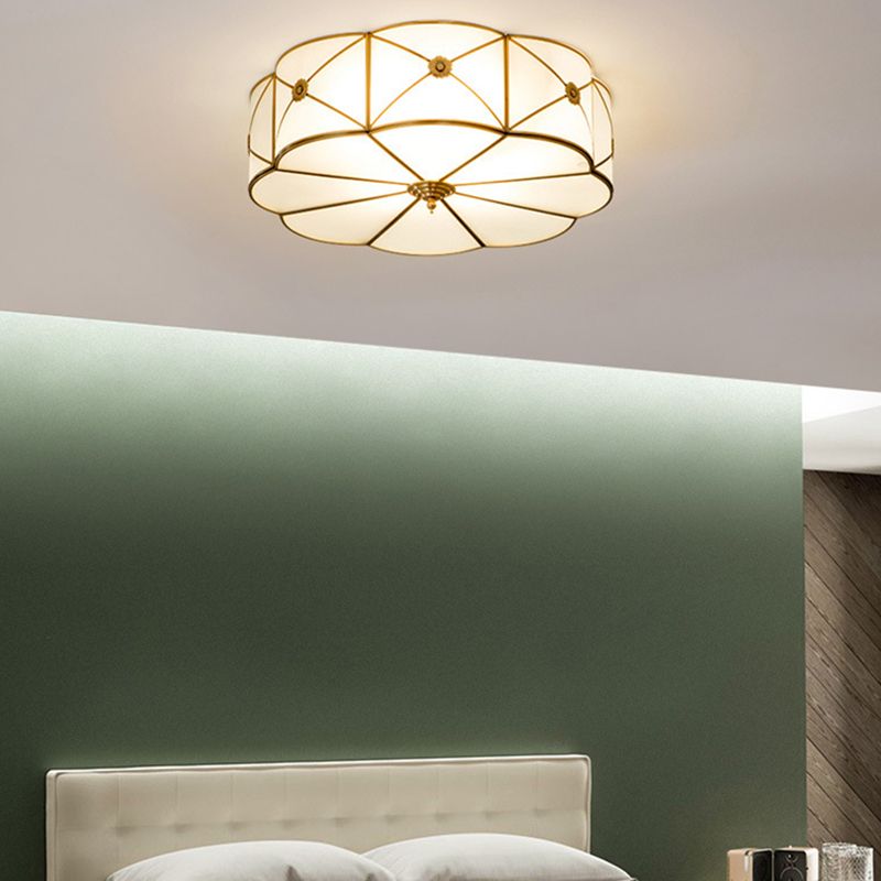 Colonial Style Ceiling Light Simple Flush Mount Ceiling Lamp with Glass Shade for Bedroom