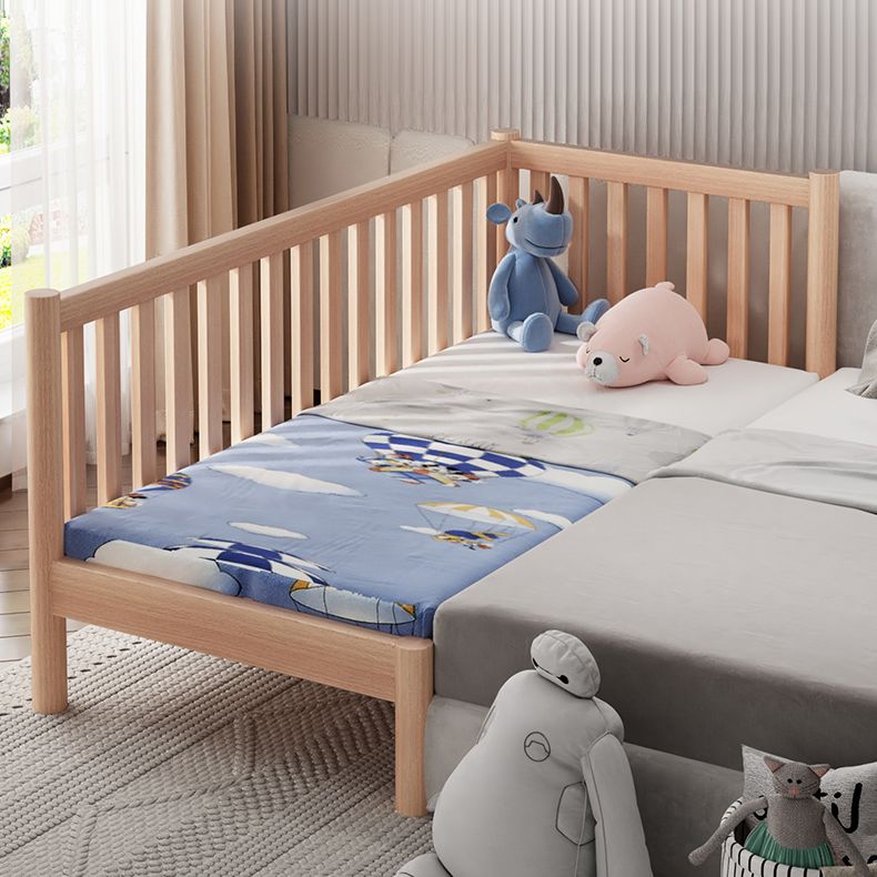 Convertible Solid Wood Baby Crib Glam Nursery Bed with Guardrail