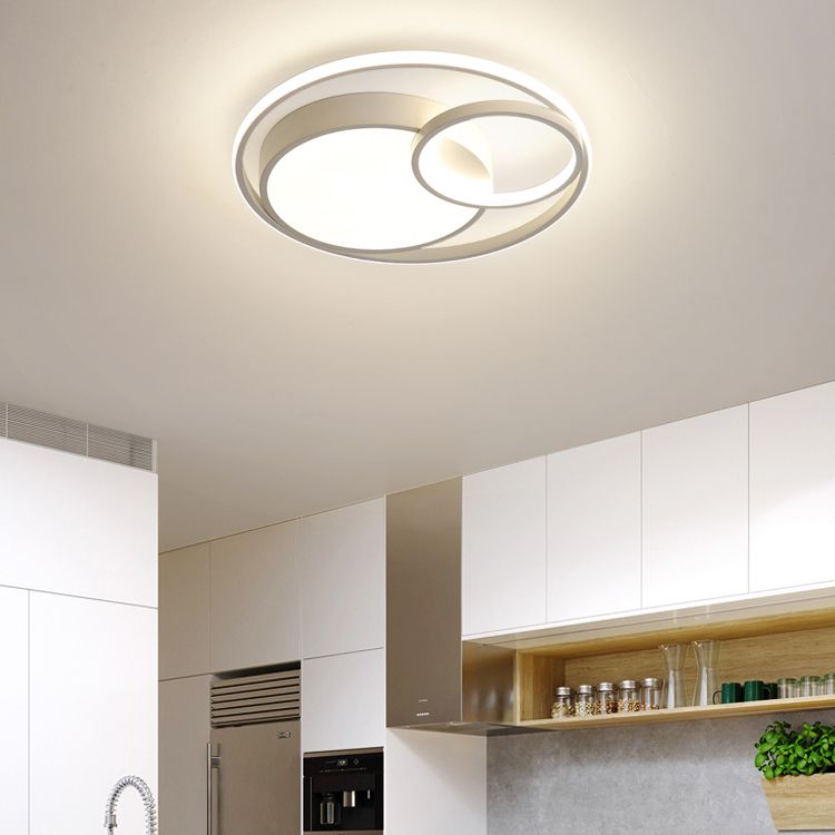 Minimalism Ceiling Light Fixture Circle LED Flush Mount in White for Bedroom