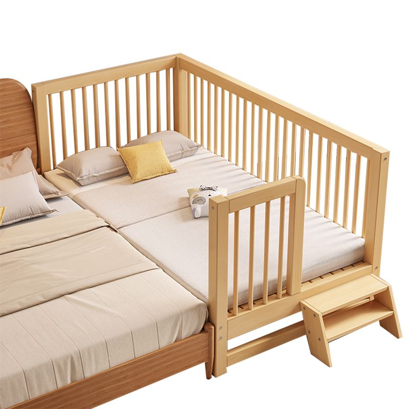 Contemporary Nursery Crib with Adjustable Height in Natural Wood