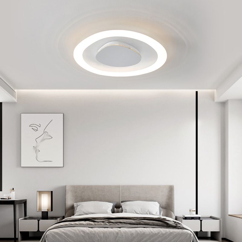 Single Modernism White Flush Mount Lighting LED Ceiling Light for Bedroom