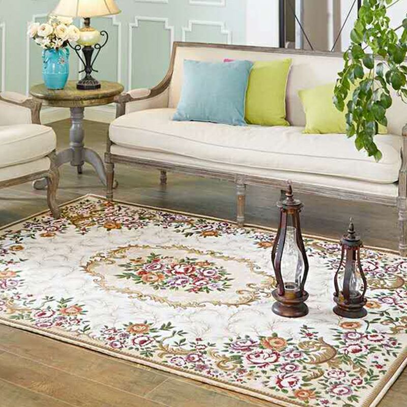 Multi-Colored Parlor Rug Nostalgia Floral Pattern Area Rug Synthetics Non-Slip Backing Stain-Resistant Carpet