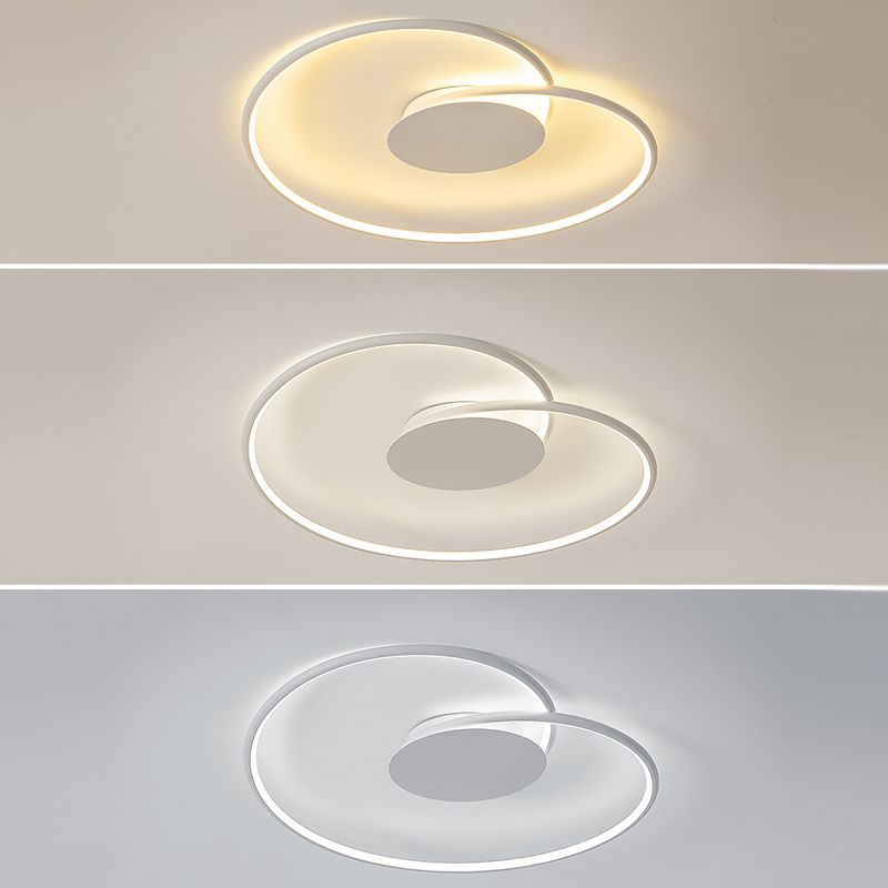 Moderne metalen Swirl Linear Flush Mount Ceiling Light met acryl schaduw voor salon