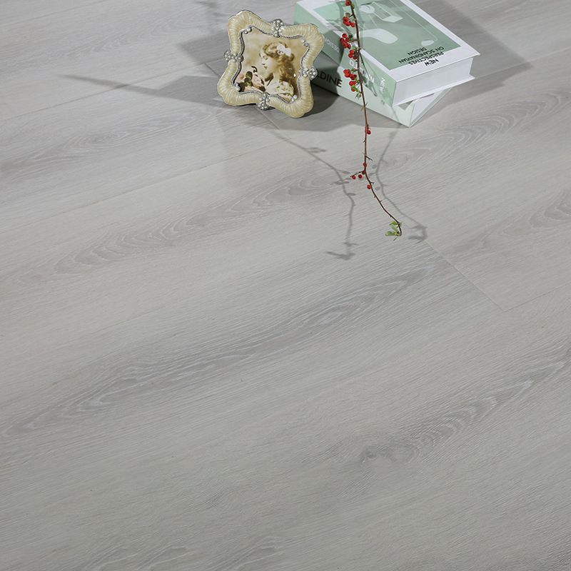 Maple Modern Laminate Flooring Click Lock Stain Resistant Laminate Plank Flooring