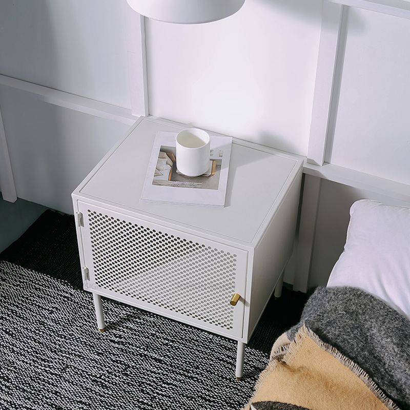 2 Shelves Accent Table Nightstand Modern Metal Nightstand ,19.7" Tall