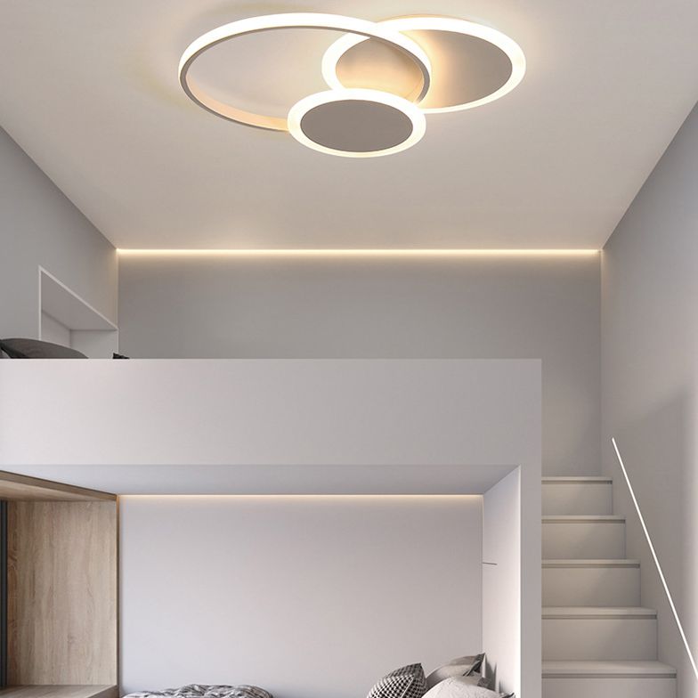 Circles Close to Ceiling Lighting Minimalist Style Metal LED Flush Mount Lighting