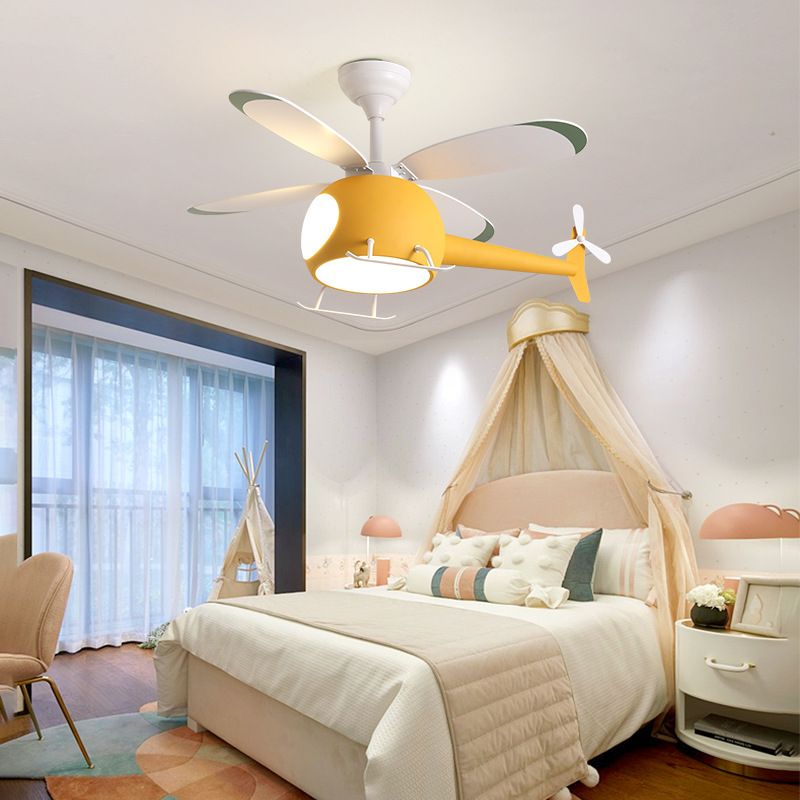 Kids Style Ceiling Fan Lighting Metal 4 Light Ceiling Fan Lamp for Restaurant