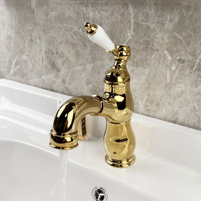 Vintage Bathroom Basin Faucet Full Brass Pull-out Ceramic Handle Sink Faucet with Drain