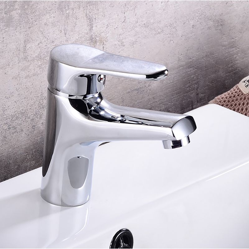 Modern Brass Bathroom Sink Faucet Circular Lever Handles Sink Faucet