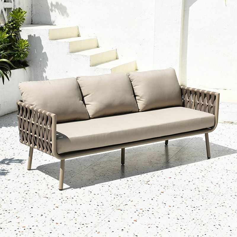 Minimalistic Metal Outdoor Patio Fade Resistant Sofa Patio Sofa with Cushions