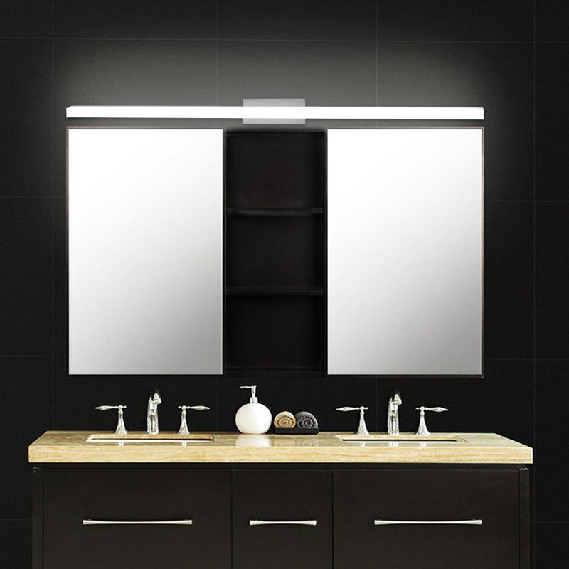 Contemporary Style Linear Vanity Lighting Ideas Metal 1 Light Vanity Sconce in Silver