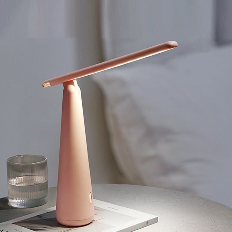 Modern Minimalist Style Table Lamp With Usb Port Plastic 1 Light Table Light for Study