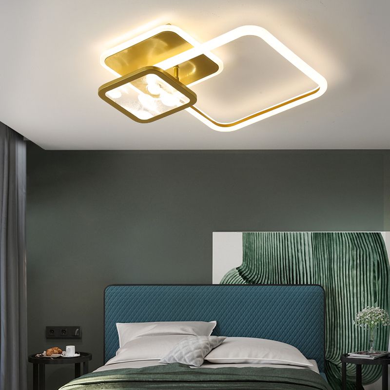 Square Shape Metal Flush Mount Light Modern Style 3 Lights Ceiling Mount Light in Gold