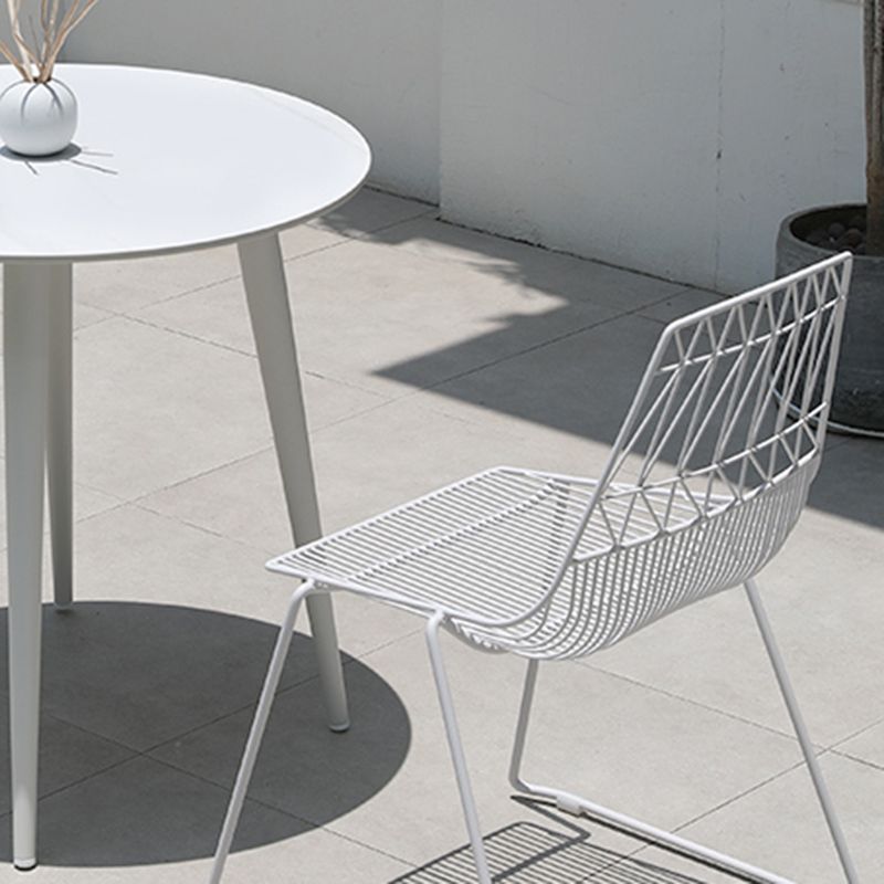 Modern Dining Side Chair in White Metal Outdoors Dining Chairs