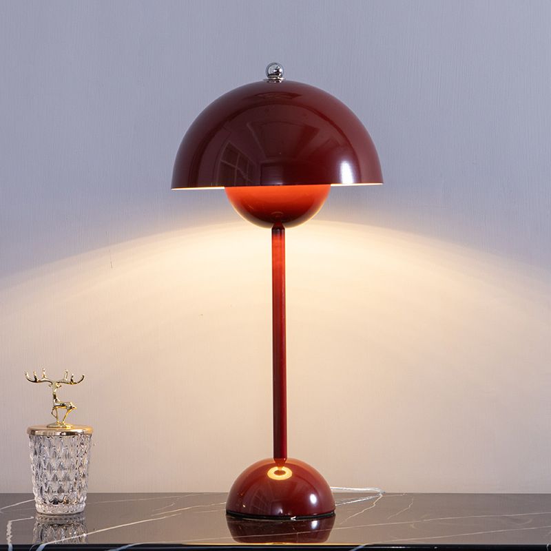 Modern Nordic Table Lamp 1-Light Dome Metal Table Light for Study Room