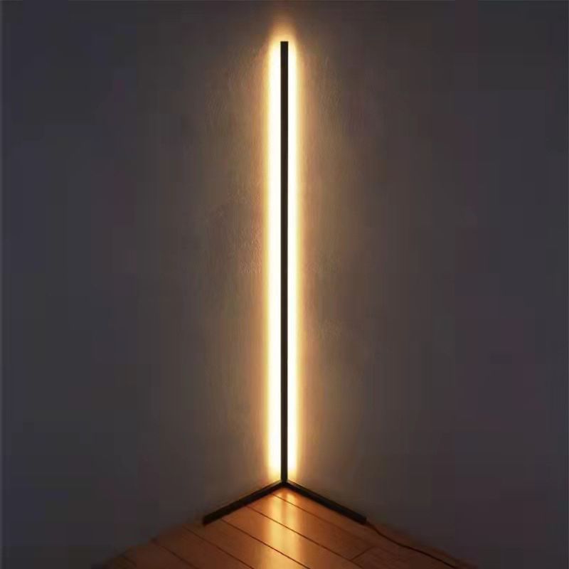 Lampada da pavimento lineare contemporanea Metal Black 55 "Luce al pavimento a LED alto per soggiorno