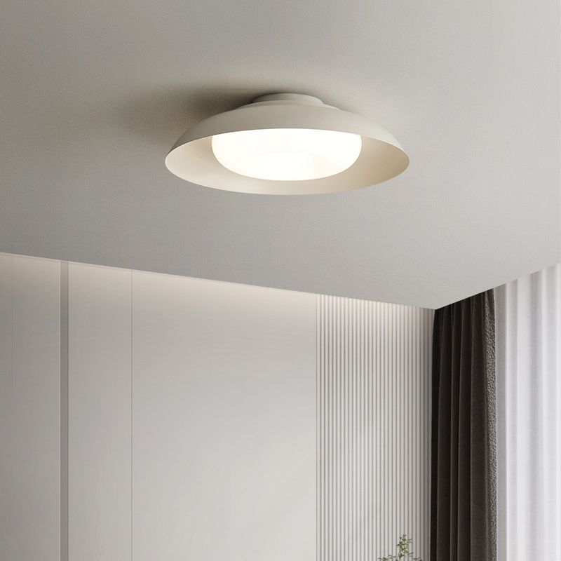 Modern Metal Flush Mount Circle Shape Ceiling Light with Plastic Shade for Living Room