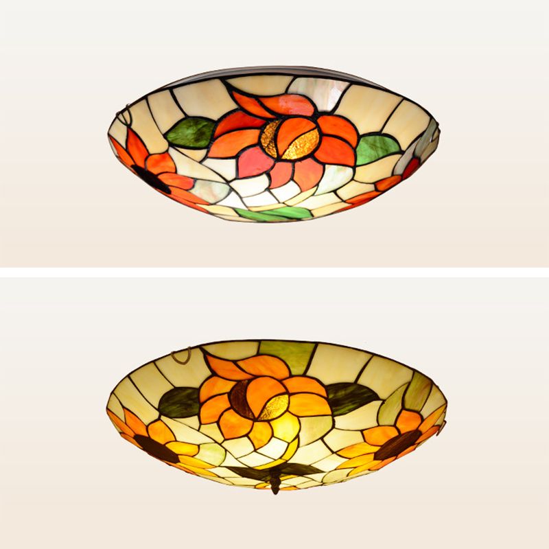 Tiffany Round Flush Mount Ceiling Light Glass Flush Light for Bedroom and Dining Room