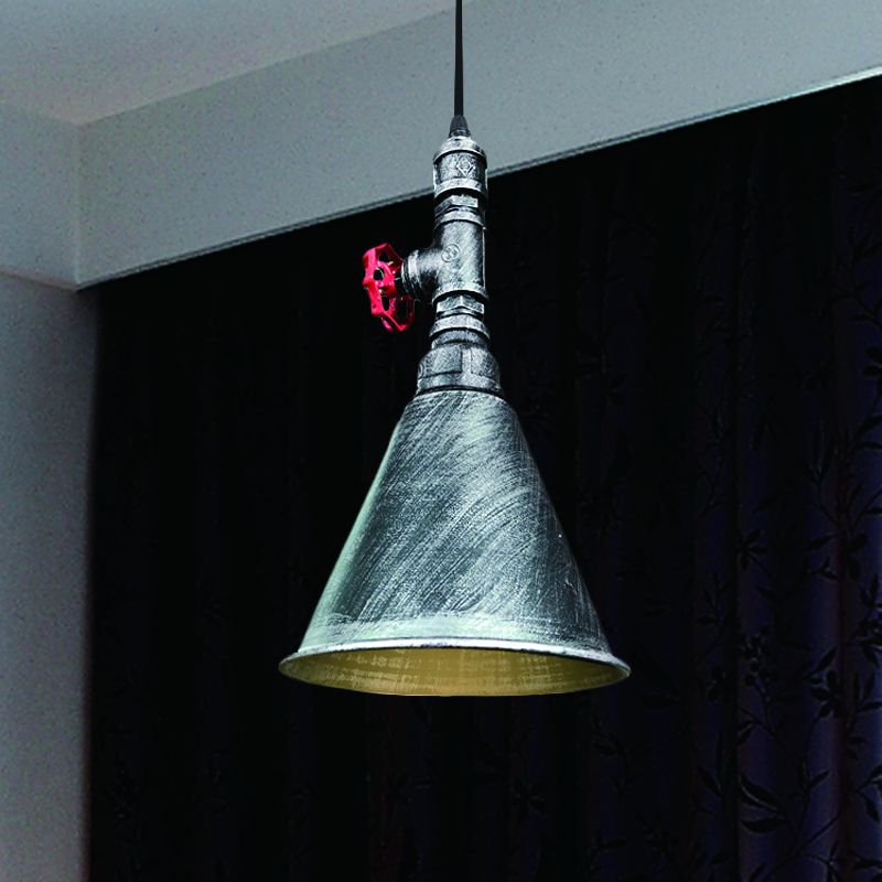 1-Bulb konisch nach unten Beleuchtung Bauernhaus Schwarz/Silber/Gold Finish Iron Anhänger Lampe für das Restaurant